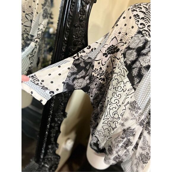 Anthropologie Maeve Floral Blouse  Size X Small - Picture 2 of 4